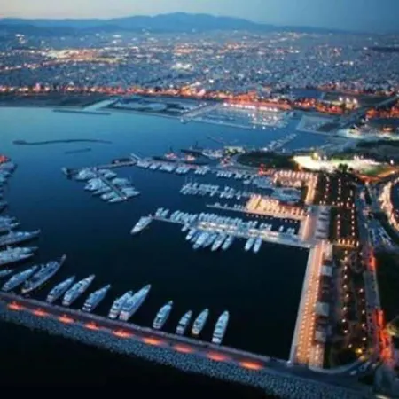 One Block From The Sea 10'minutes From Acropolis Apartment Athens
